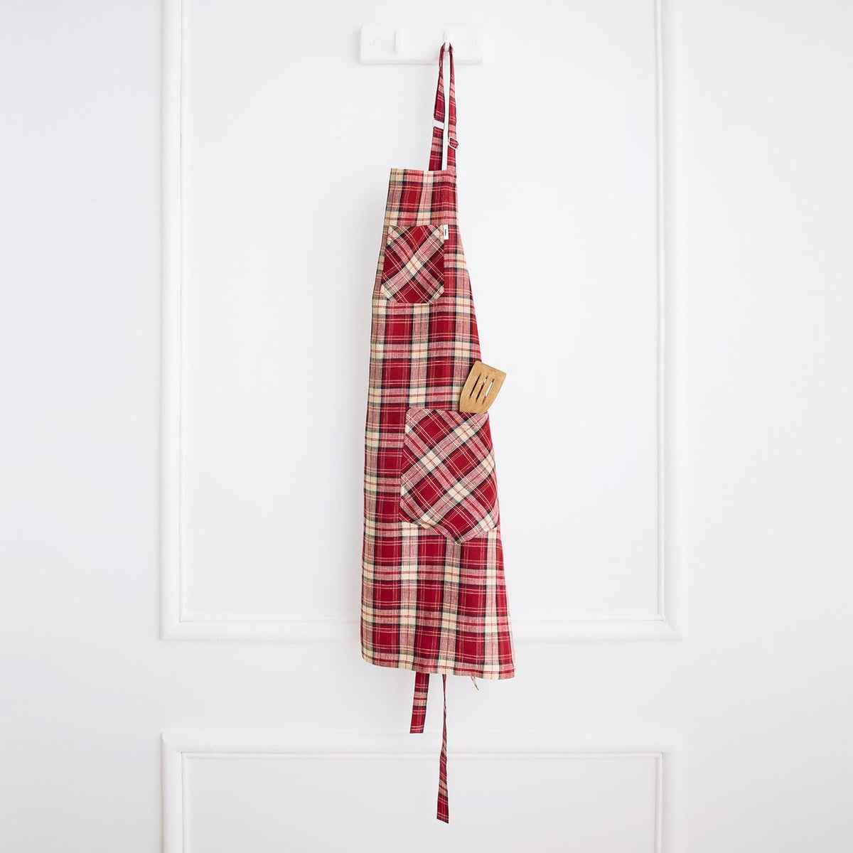 Solino Home Linen Bib Apron for Men & Women - Burgundy Kitchen Apron with Front Pockets - Handcrafted from European Flax
