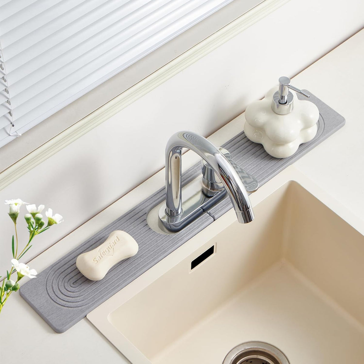 Stone Faucet Mat for Kitchen Sink with Oval Hole – 23.6" × 3.9" Diatomite Drying Stone Mat & Sink Protector, Quick-Dry Splash Guard Water-Absorbing Tray for Bathroom Counter（Gray.23.6" x 3.9"