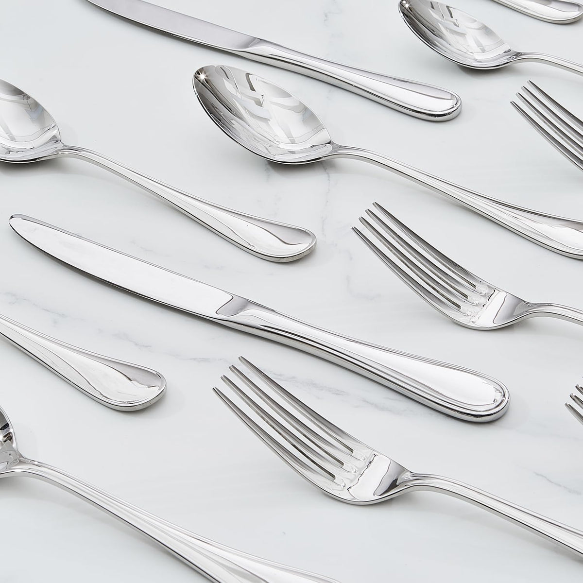 KINGSTONE 48 Piece Teardrop Silverware Set with Steak Knives, 18/10 Stainless Steel Flatware Set for 8, Modern Design Cutlery Set for Home/Hotel/Wedding,Mirror Polished and Dishwasher Safe