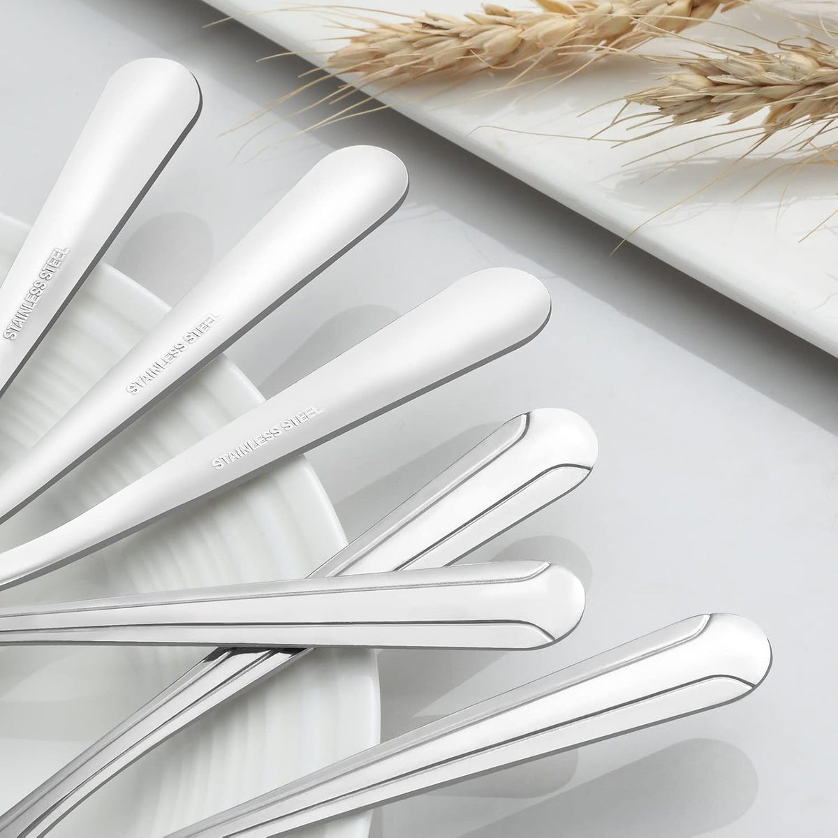 BEWOS 24 Pieces Tea Spoons Set, 6.2 Inches Stainless Steel Teaspoons Silverware, Coffee Spoons, Small Mirror Polished, Dishwasher Safe, Silver For Home, Restaurant