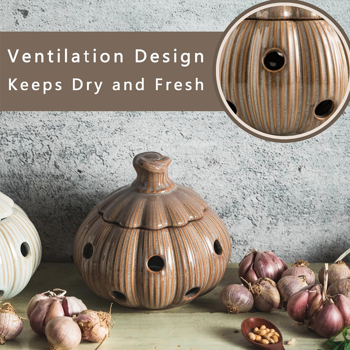 Ceramic Garlic Keeper with Lid and Holes Garlic Saver and Storage Framhouse Decor Keep Gralic Cloves Dry and Fresh, Grey