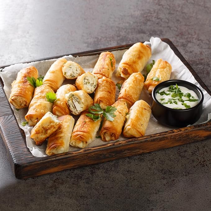 uxcell 11.8IN x 7.9FT Silicone Baking Mat Rolls, Heat Resistant Baking Mats, Non-Stick Pastry Mats, Non-Slip Countertop Mats, Refrigerator Liners White